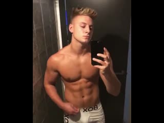 rippedmaxim-971494223726903297-20180307 181407-vid1