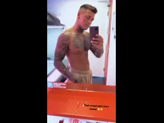 lewis flint (@lewis flint) instagram.com/drivedoed